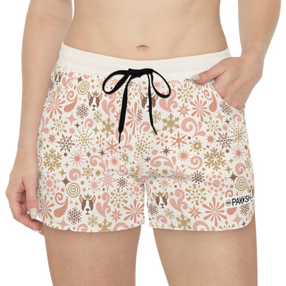 Snowfall Serenade Women's Casual Shorts